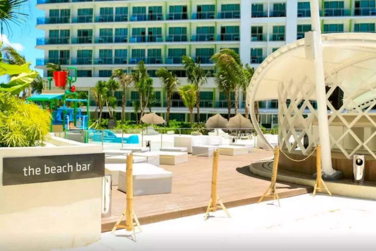 Azure C5 Man-Made Beach Balcony Multiple Units Manila Exterior foto